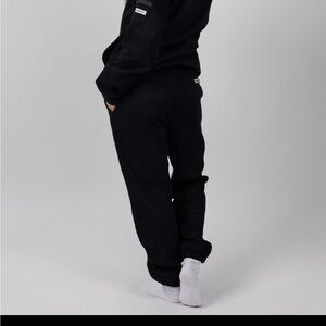 Black Travel Essentials Comfrt Sweatpants NWT XL